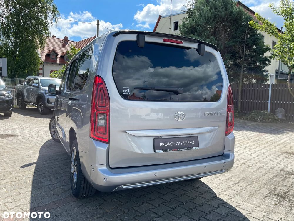 Toyota Proace City Verso Long 1.5 D-4D Family - 8