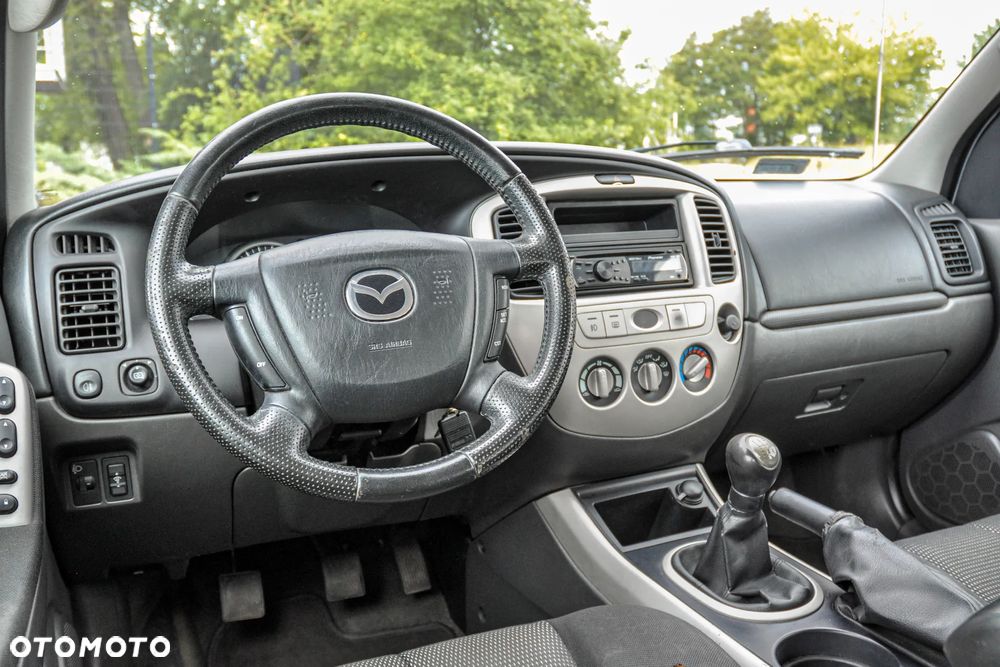 Mazda Tribute - 9