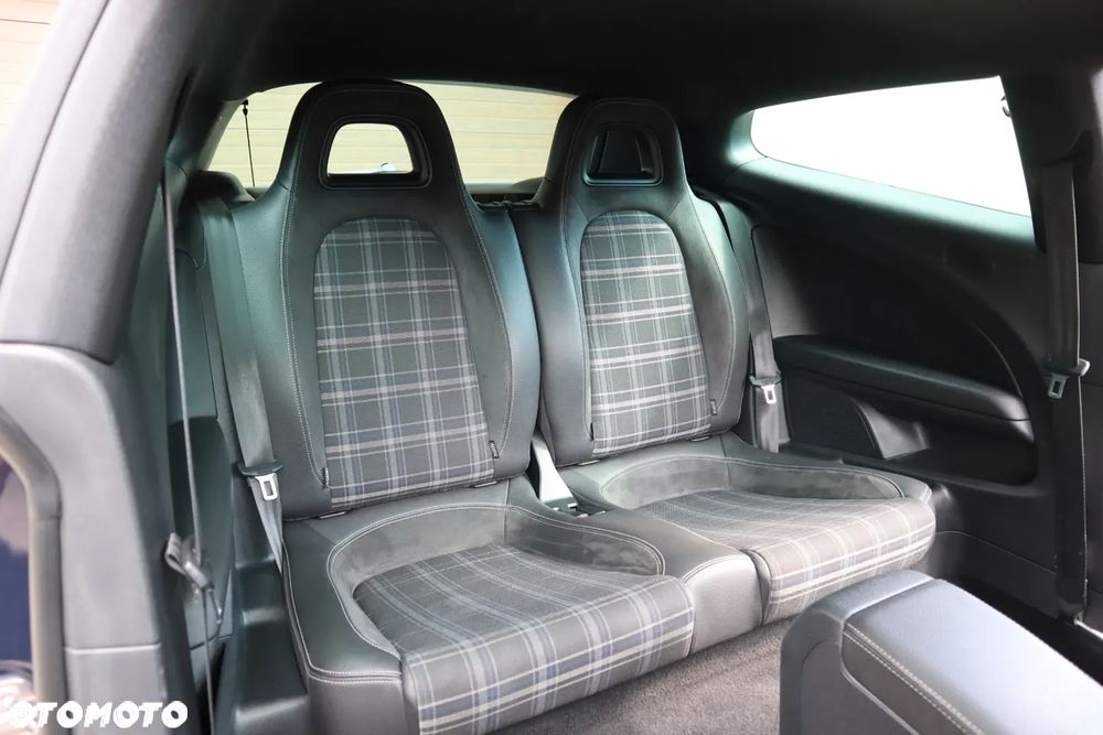Volkswagen Scirocco 2.0 TDI Edition - 12