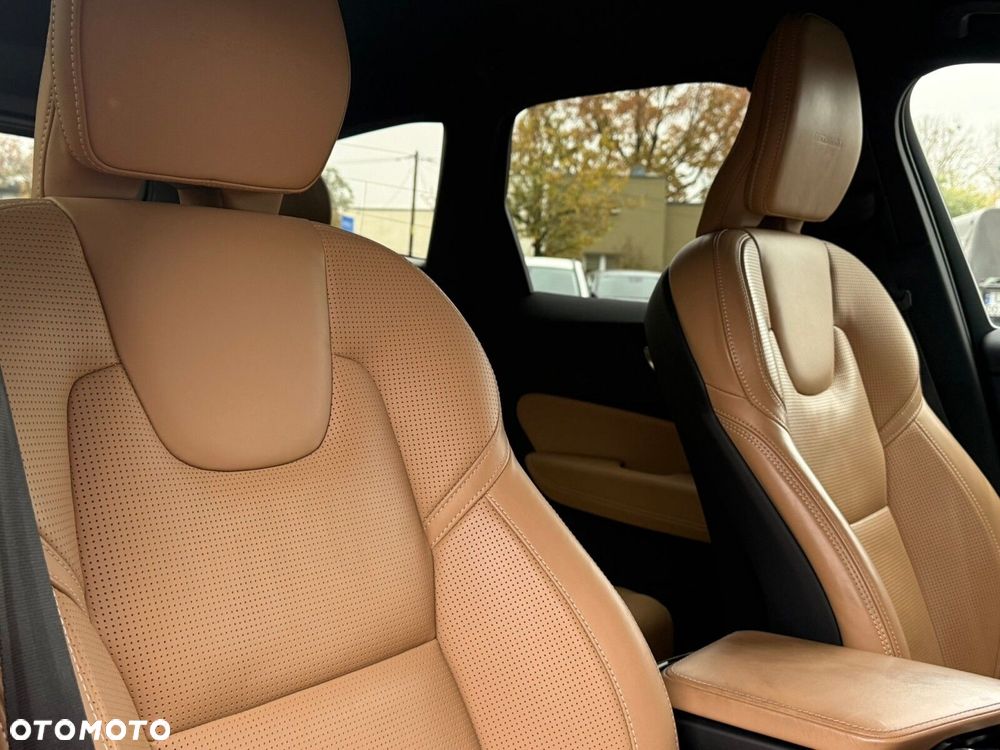 Volvo XC 60 T5 AWD Inscription - 24