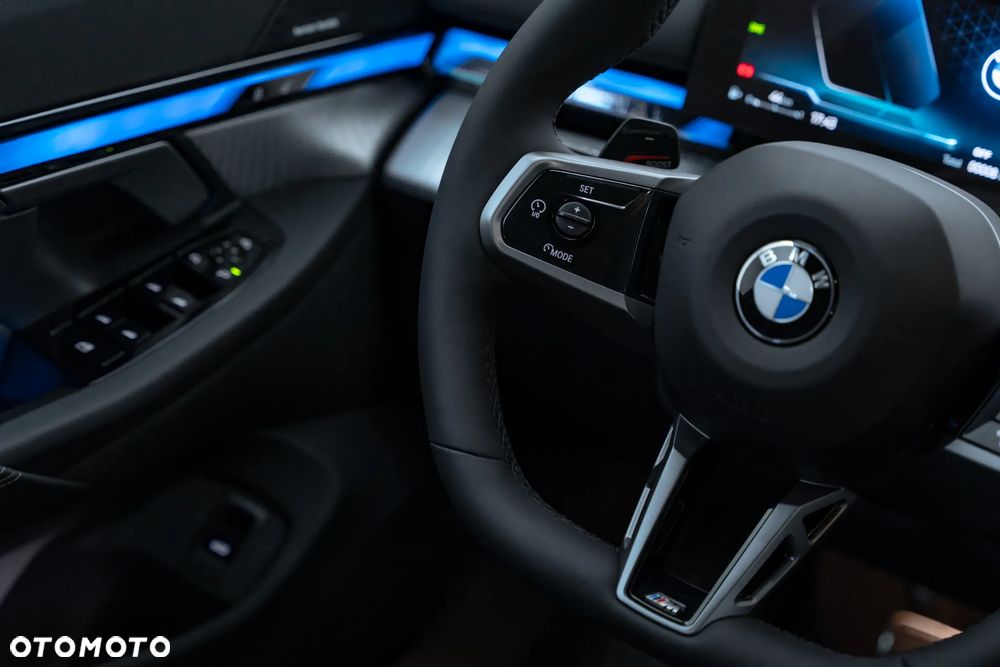 BMW Seria 5 - 35