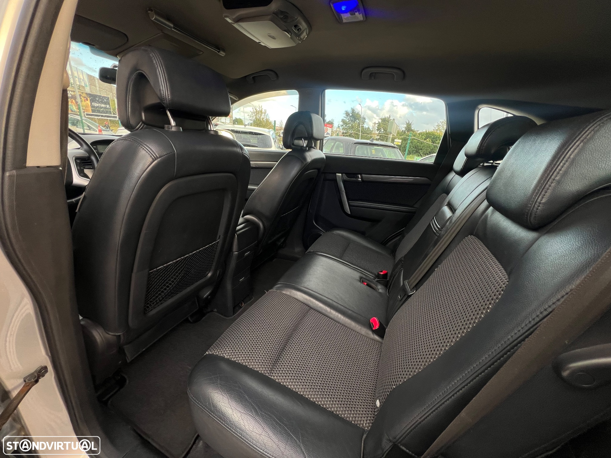 Chevrolet Captiva 2.0 VCDi Seven 7L - 13