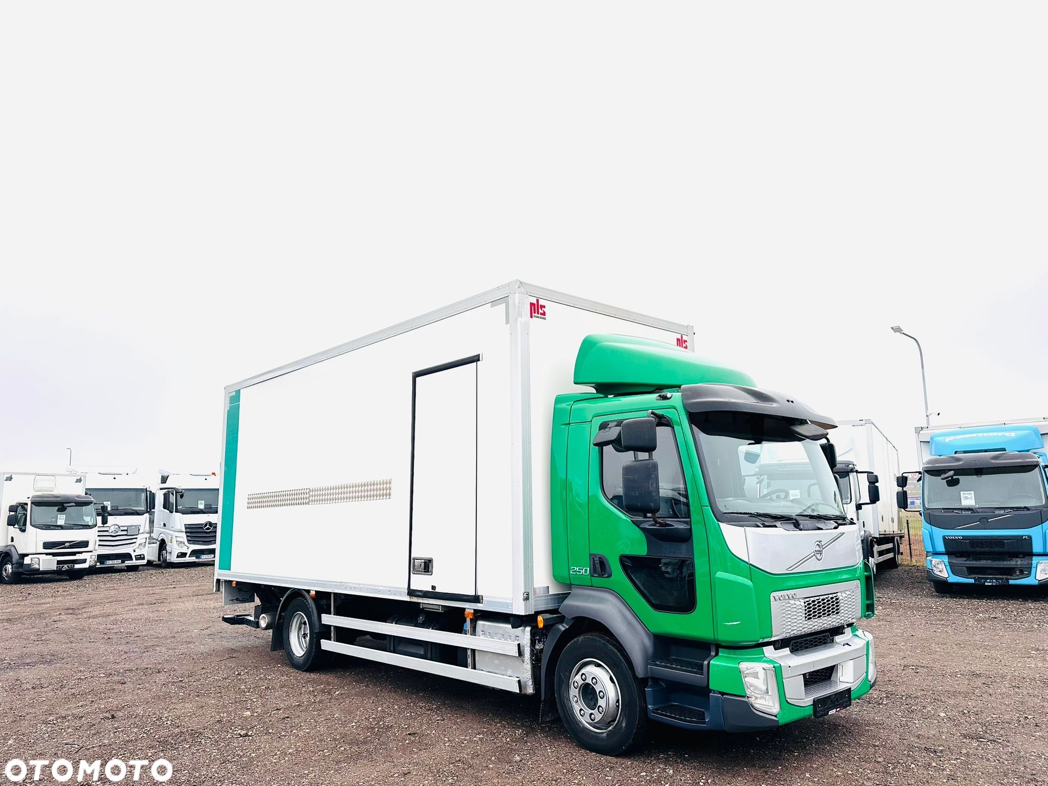 Volvo FL 250 / OTWIERANY BOK / WINDA ZEPRO 2000kg - 3