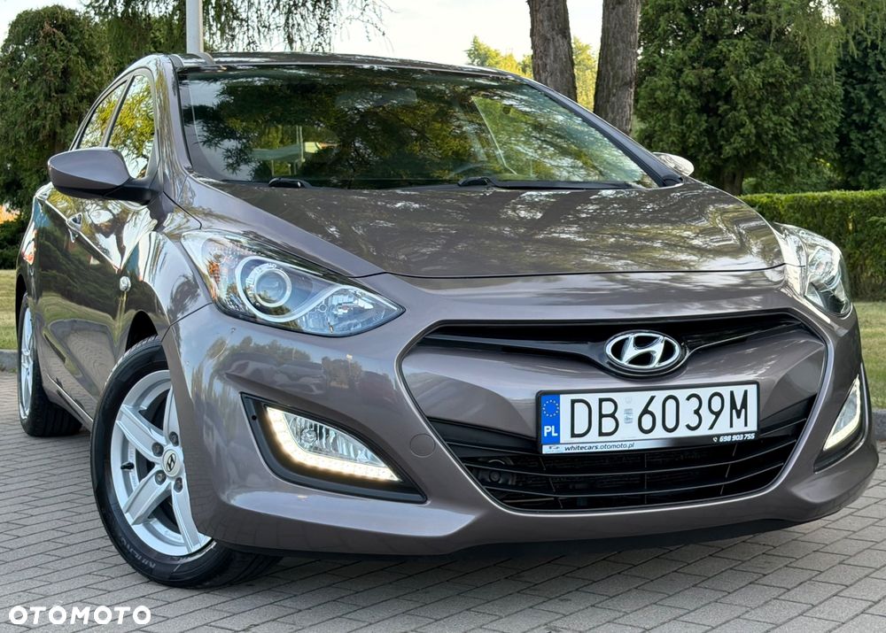 Hyundai i30 1.4 Fifa World Cup Edition - 21