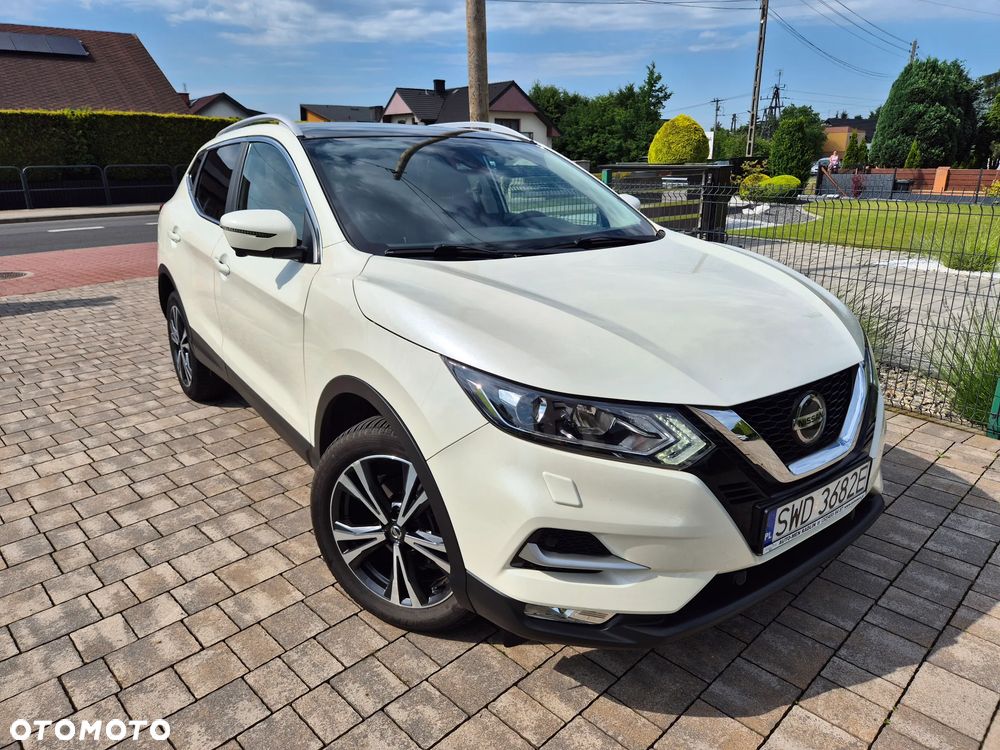 Nissan Qashqai 1.3 DIG-T N-Connecta - 2