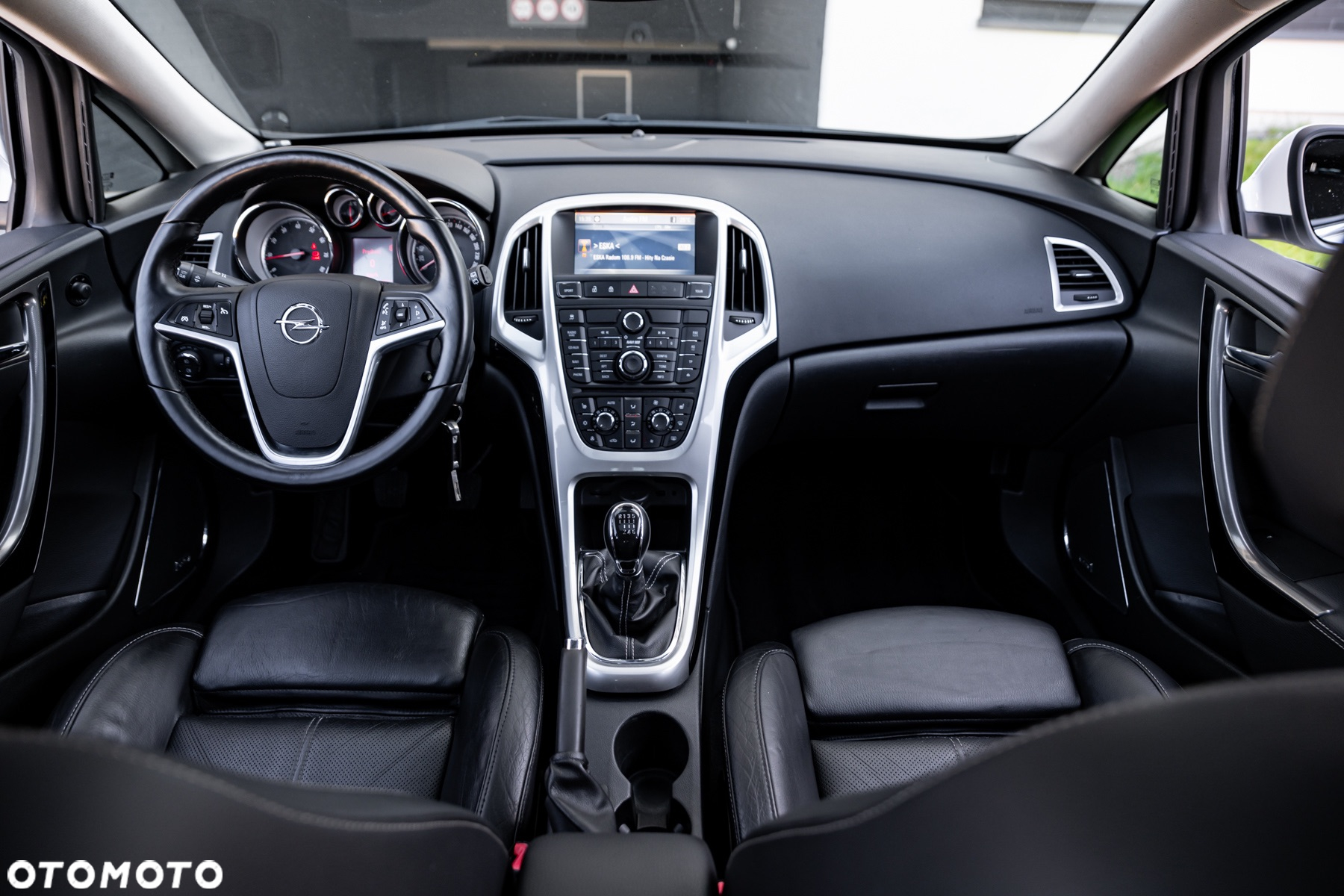 Opel Astra 1.6 Turbo Sport - 25