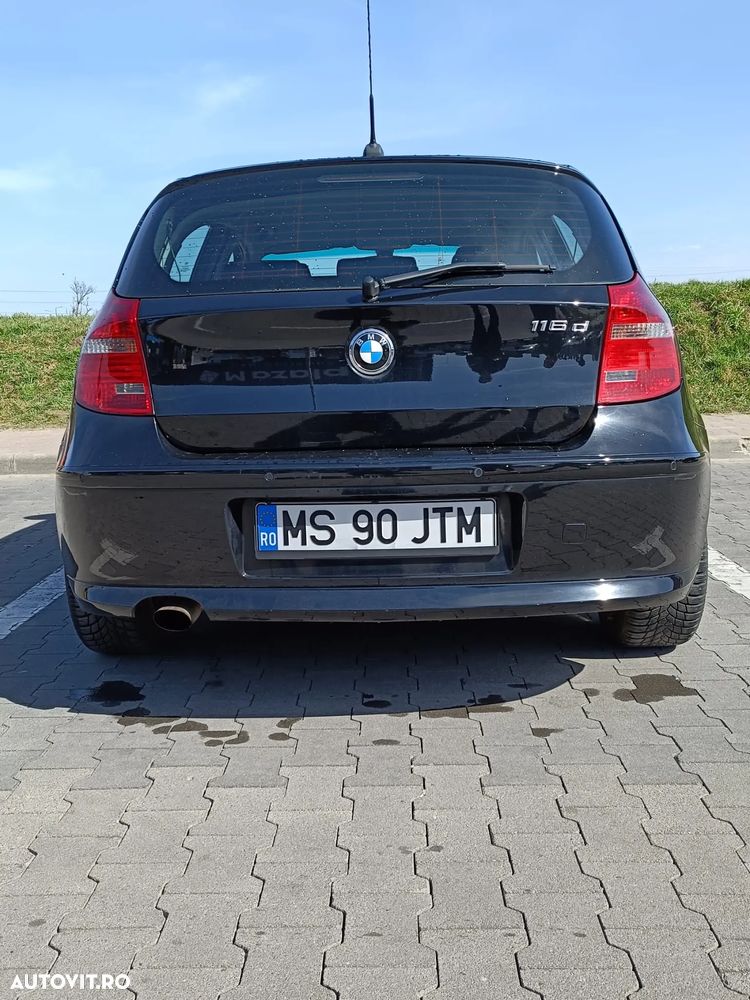 BMW Seria 1 116d DPF - 8