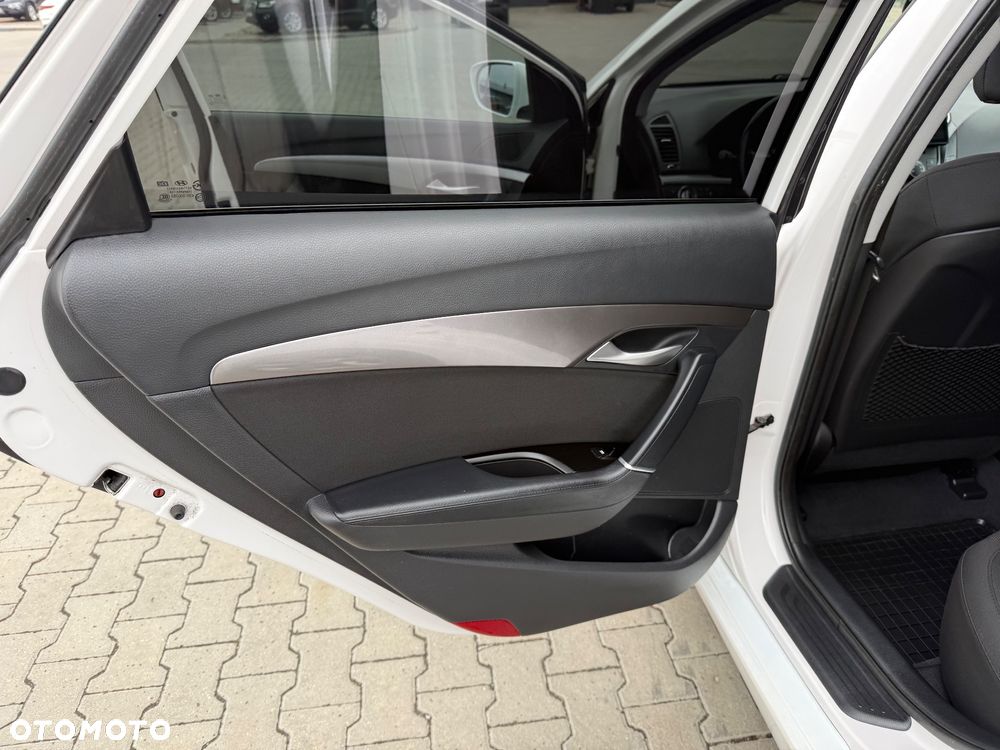 Hyundai i40 i40cw 1.6 Fifa World Cup Edition - 16