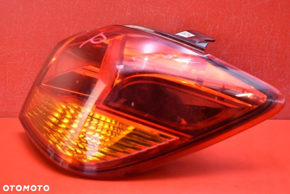MITSUBISHI ASX LED PRAWA TYLNA LAMPA ORYGINAŁ - 2