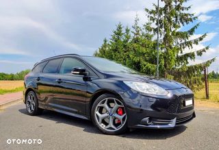 Ford Focus Turnier 2.0 EcoBoost ST