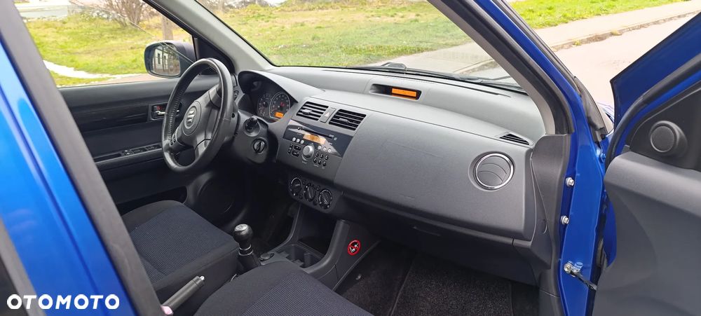 Suzuki Swift 1.3 4x4 Comfort - 10