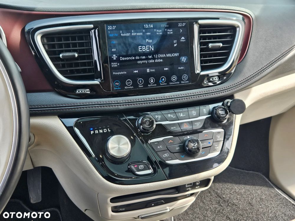 Chrysler Pacifica - 25