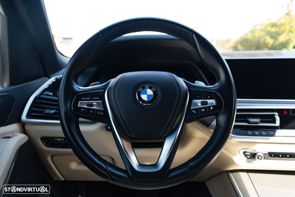 BMW X5 30 d xDrive Pack M - 24