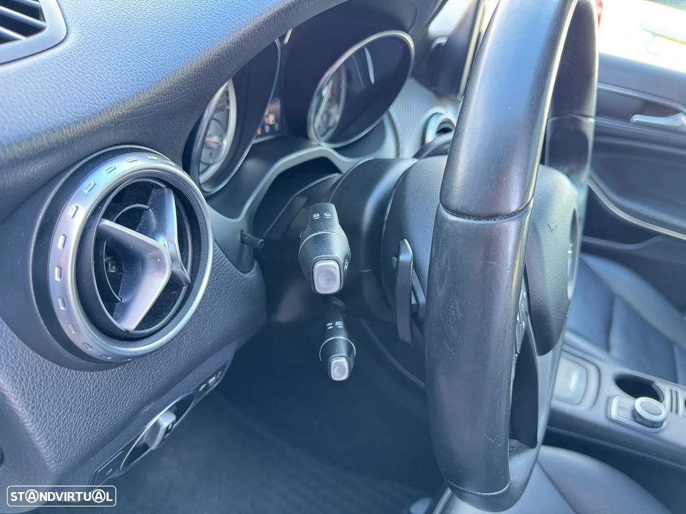 Mercedes-Benz GLA 220 ver-cdi-style-aut- - 17