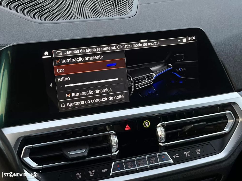 BMW 320 d Pack Desportivo M Auto - 35