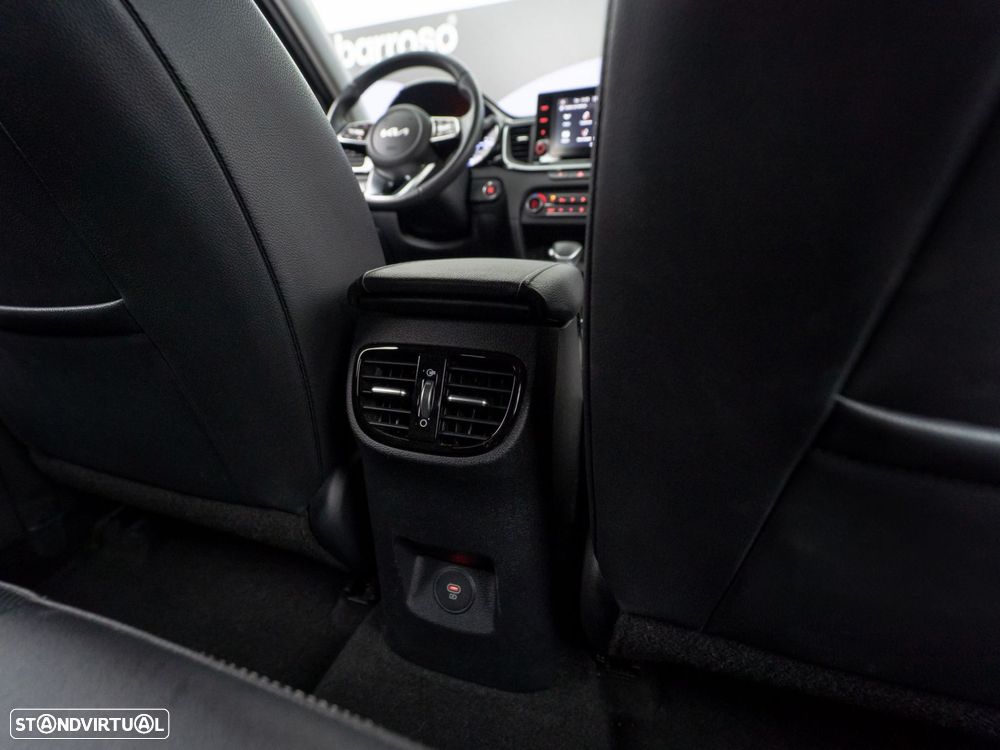 Kia XCeed 1.6 GDi PHEV Drive - 37