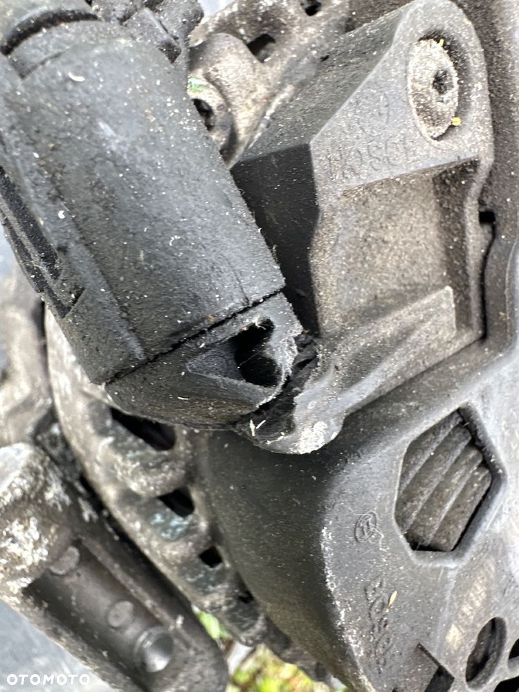 MERCEDES a 169 b 245 cdi alternator  180A - 3