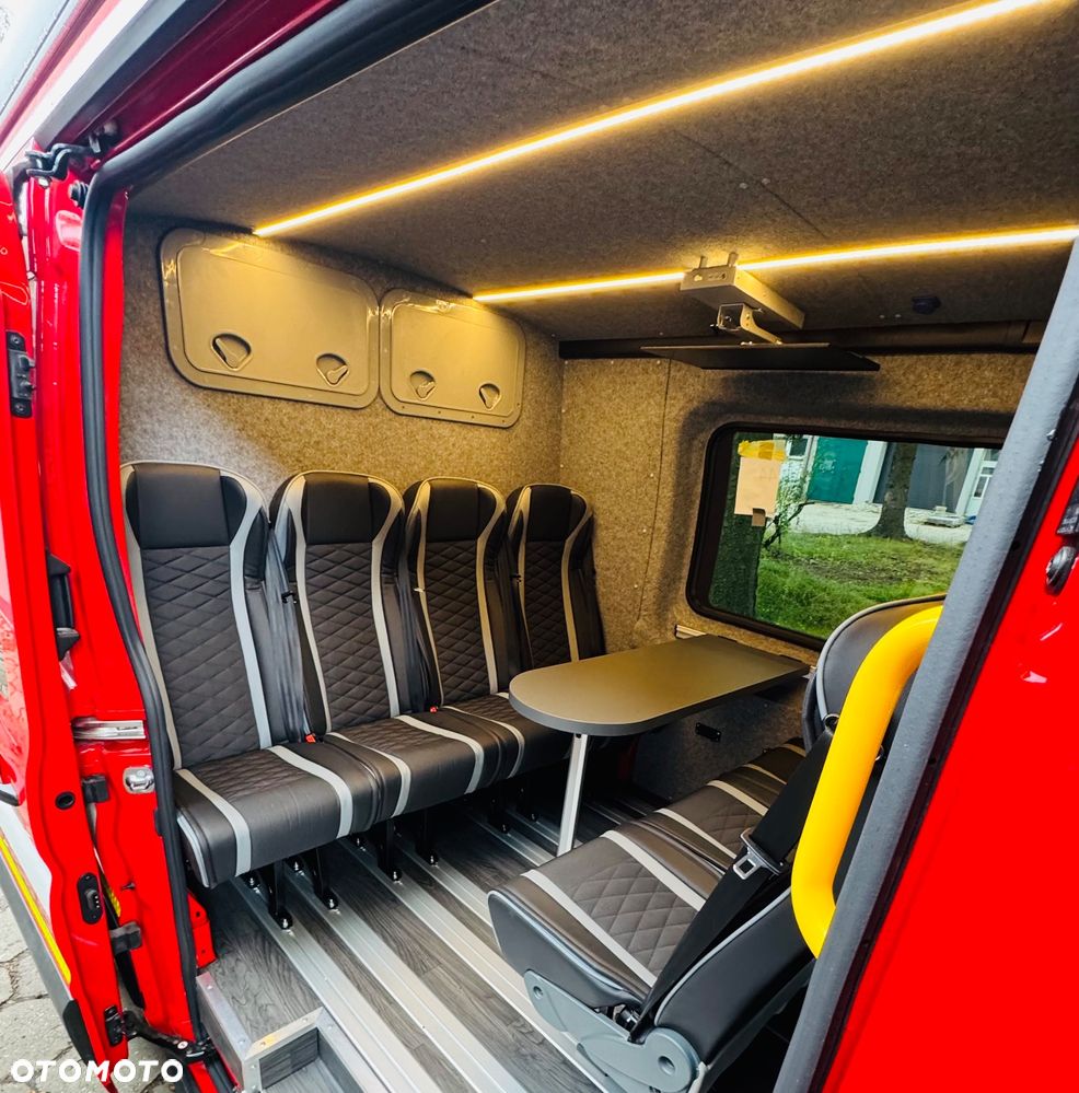 Volkswagen Crafter - 9