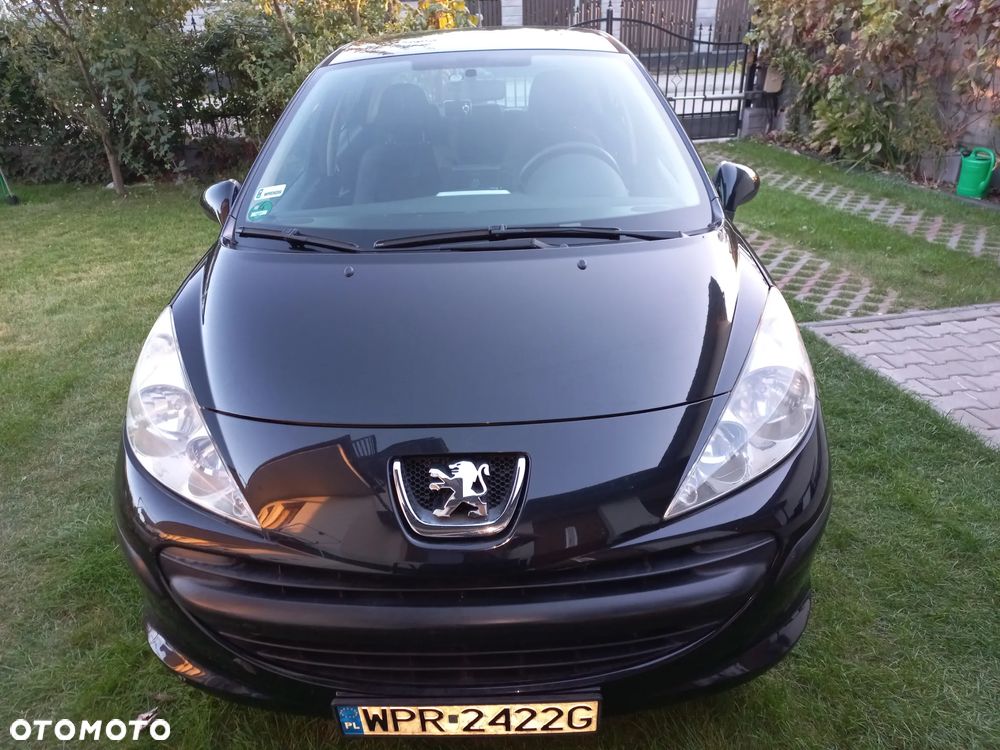 Peugeot 207 1.4 16V Presence - 1