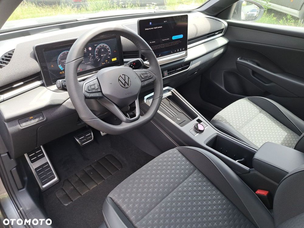 Volkswagen T-Roc 1.5 eTSI R-Line DSG - 8