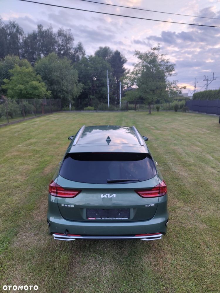 Kia Ceed 1.5 T-GDI DCT7 OPF GT Line - 16
