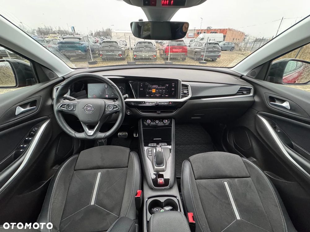 Opel Grandland X - 19