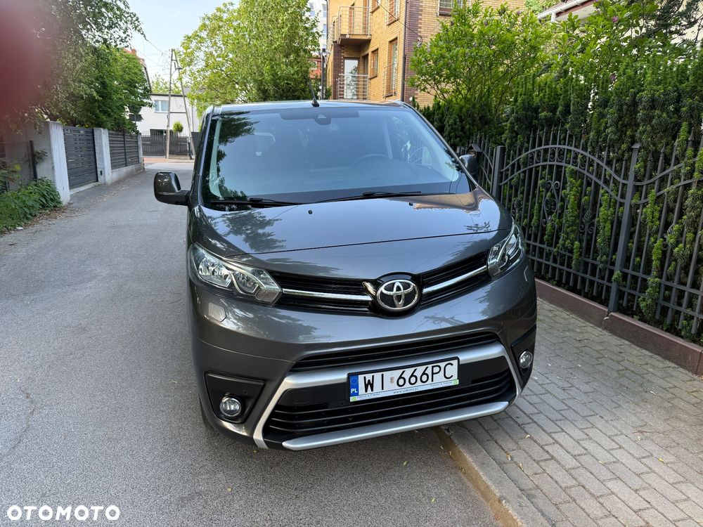 Toyota ProAce Kombi D-4D Medium 2,8t - 16
