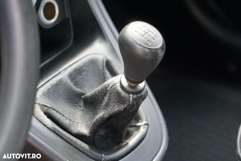 Hyundai i10 1.1 Style - 12