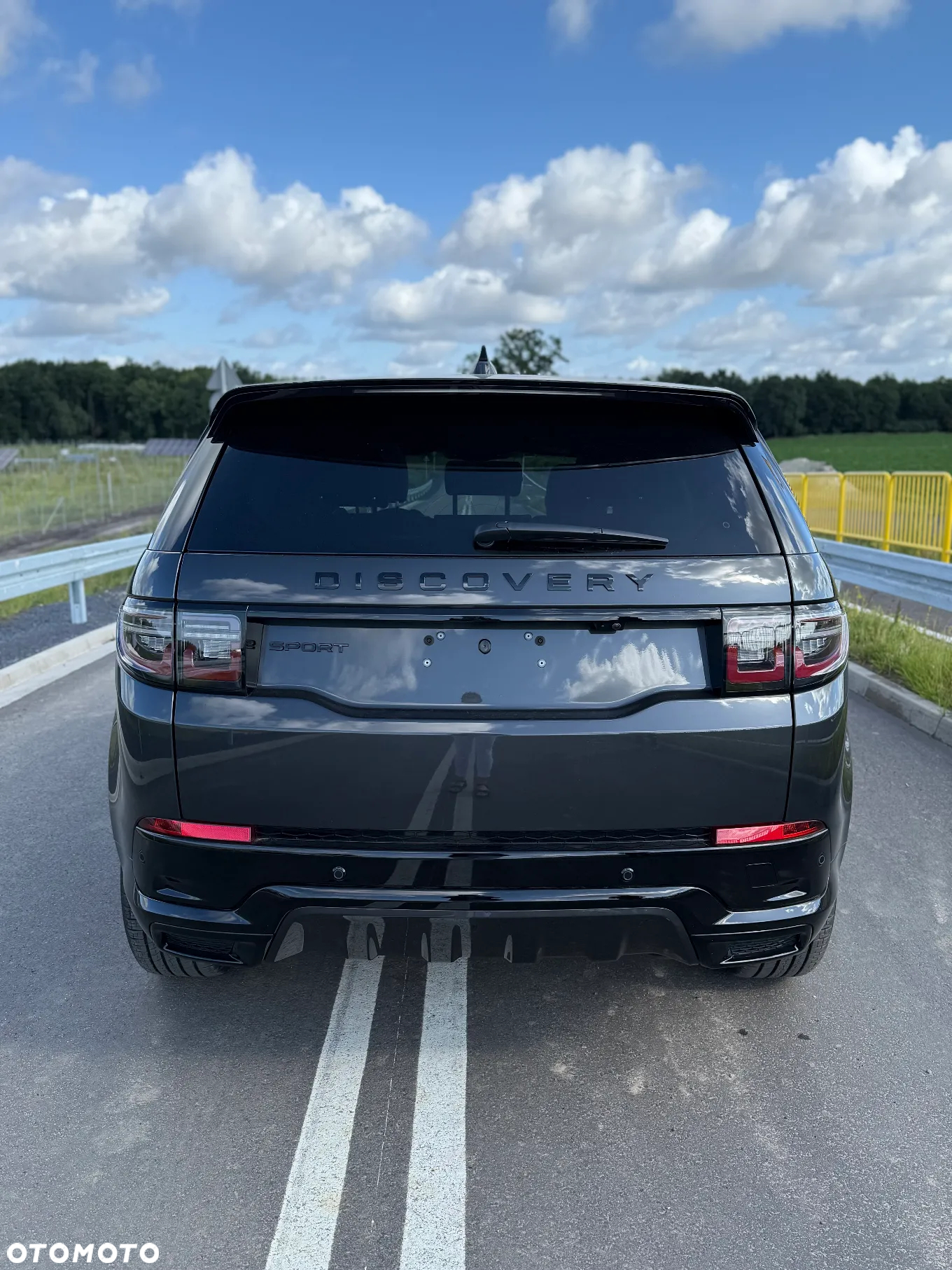 Land Rover Discovery Sport 2.0 D150 R-Dynamic S - 6