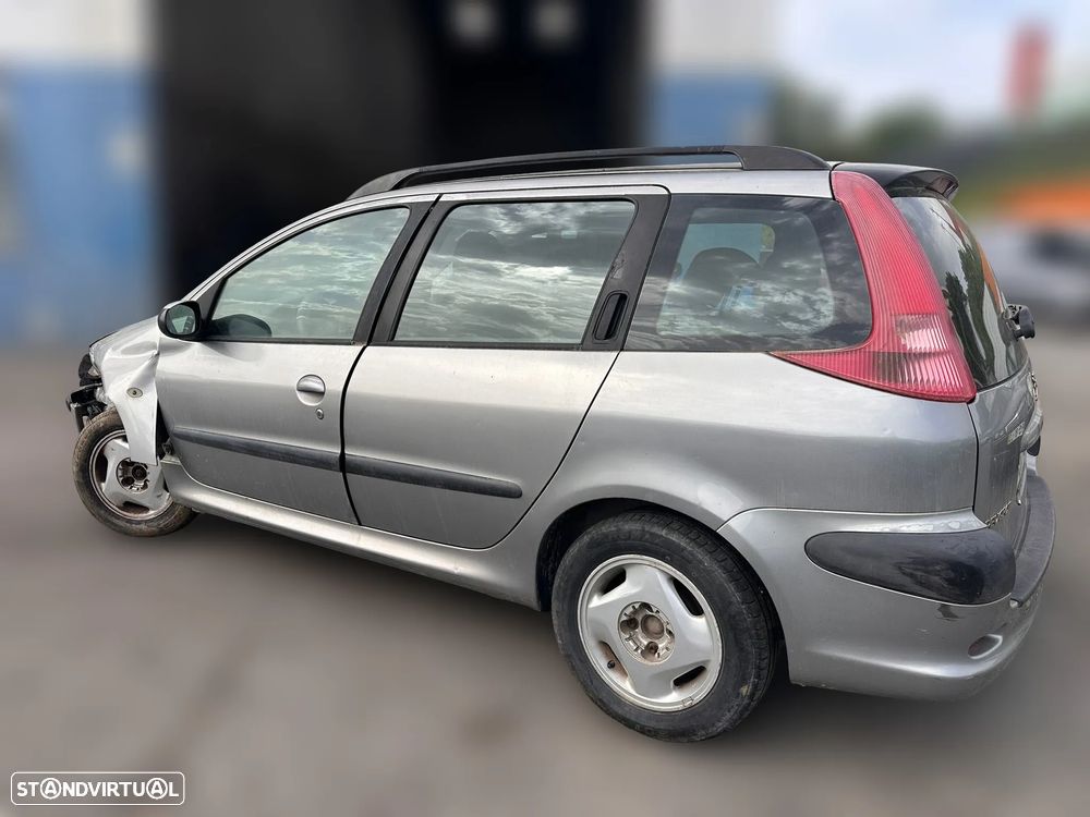 PEUGEOT 206 SW (2EK) 1.1 Gasolina 60 cv  44 kW 2002 - 2007 HFX (TU1JP) para peças - 3