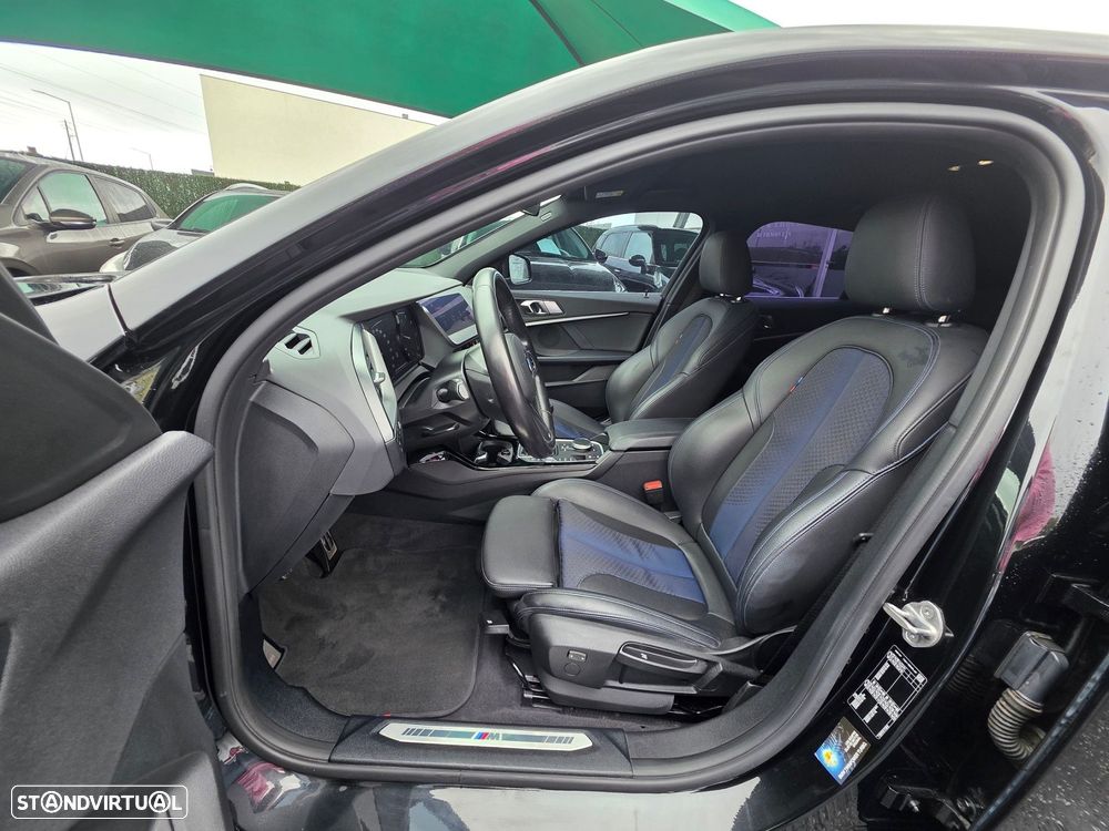 BMW 116 d Pack Desportivo M - 10