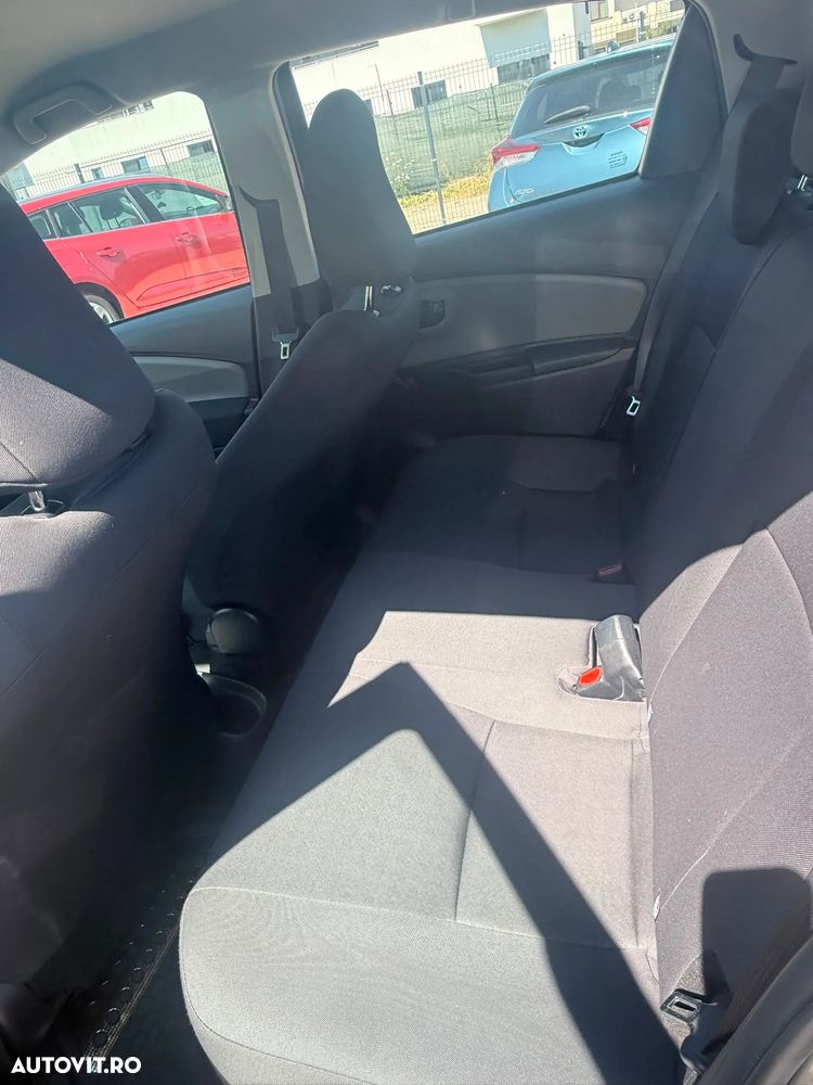 Toyota Yaris - 9