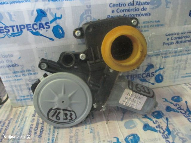 Motor Elevador Vidro 698300F020 997250101 TOYOTA COROLLA VERSO 2005 TD TOYOTA COROLLA VERSO 2005 2.0 D4d 115Cv 5P CINZA T DRT TOYOTA COROLLA 2 VERSO FASE 2 2007 2.2 D4D 136CV 5P PRETO T DRT - 2
