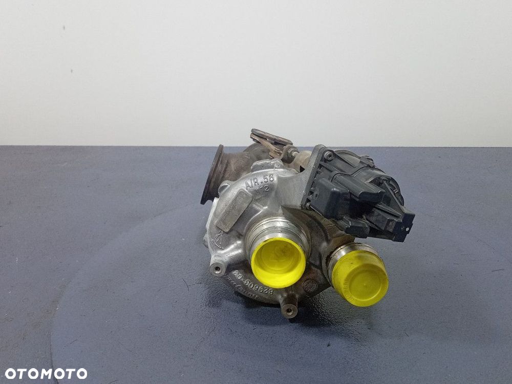 BMW 7 G11 G12 750i 4.4B 450 KM TURBOSPRĘŻARKA 8600290 - 2