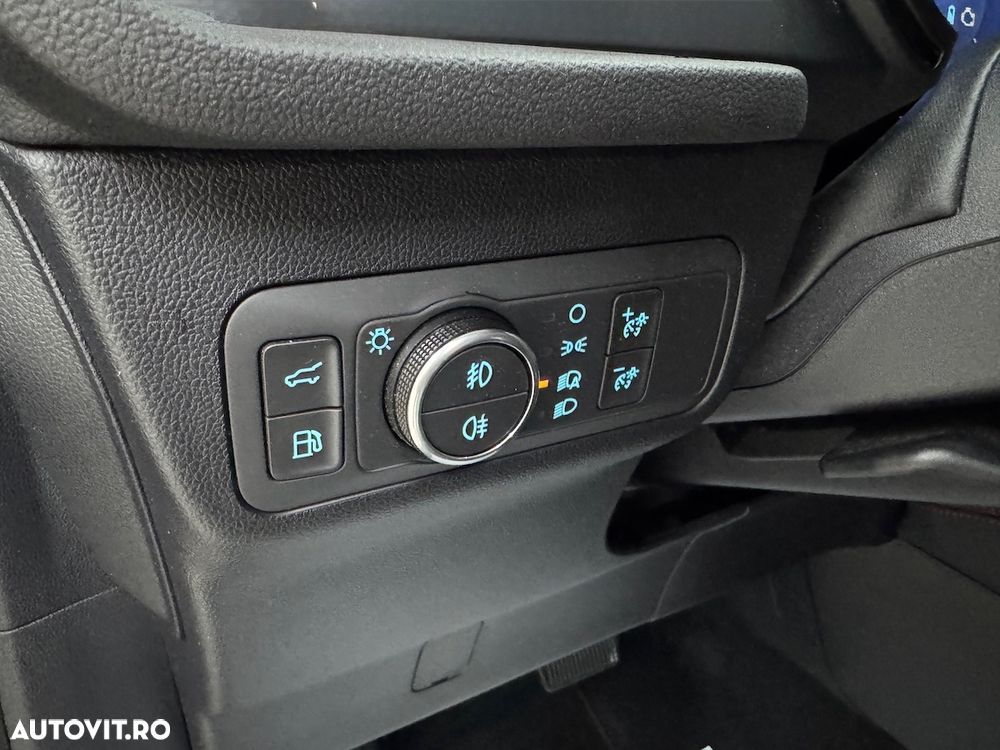 Ford Kuga 2.5 Duratec PHEV ST-LINE X - 27