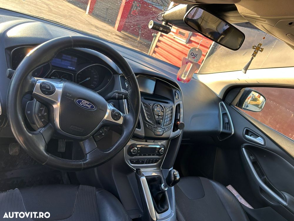 Ford Focus 1.6 TDCI DPF Titanium - 7