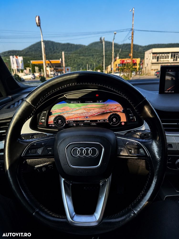 Audi Q7 - 8