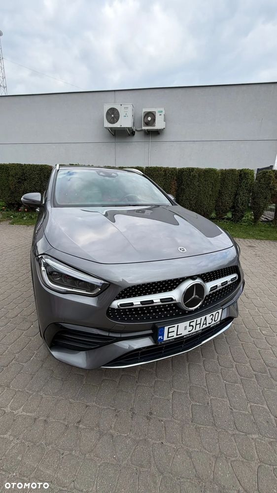 Mercedes-Benz GLA 250 AMG Line - 18