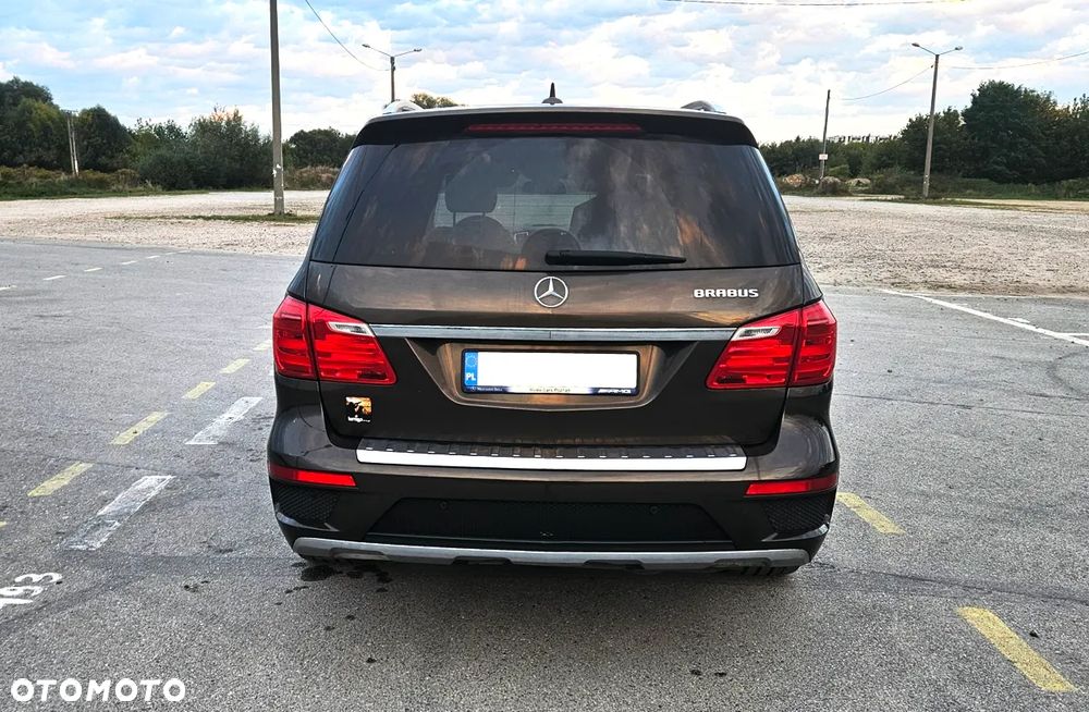 Mercedes-Benz GL 350 BlueTec 4-Matic - 5