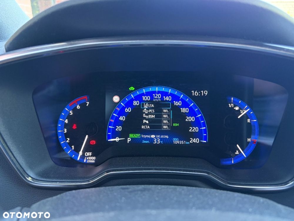 Toyota Corolla - 11