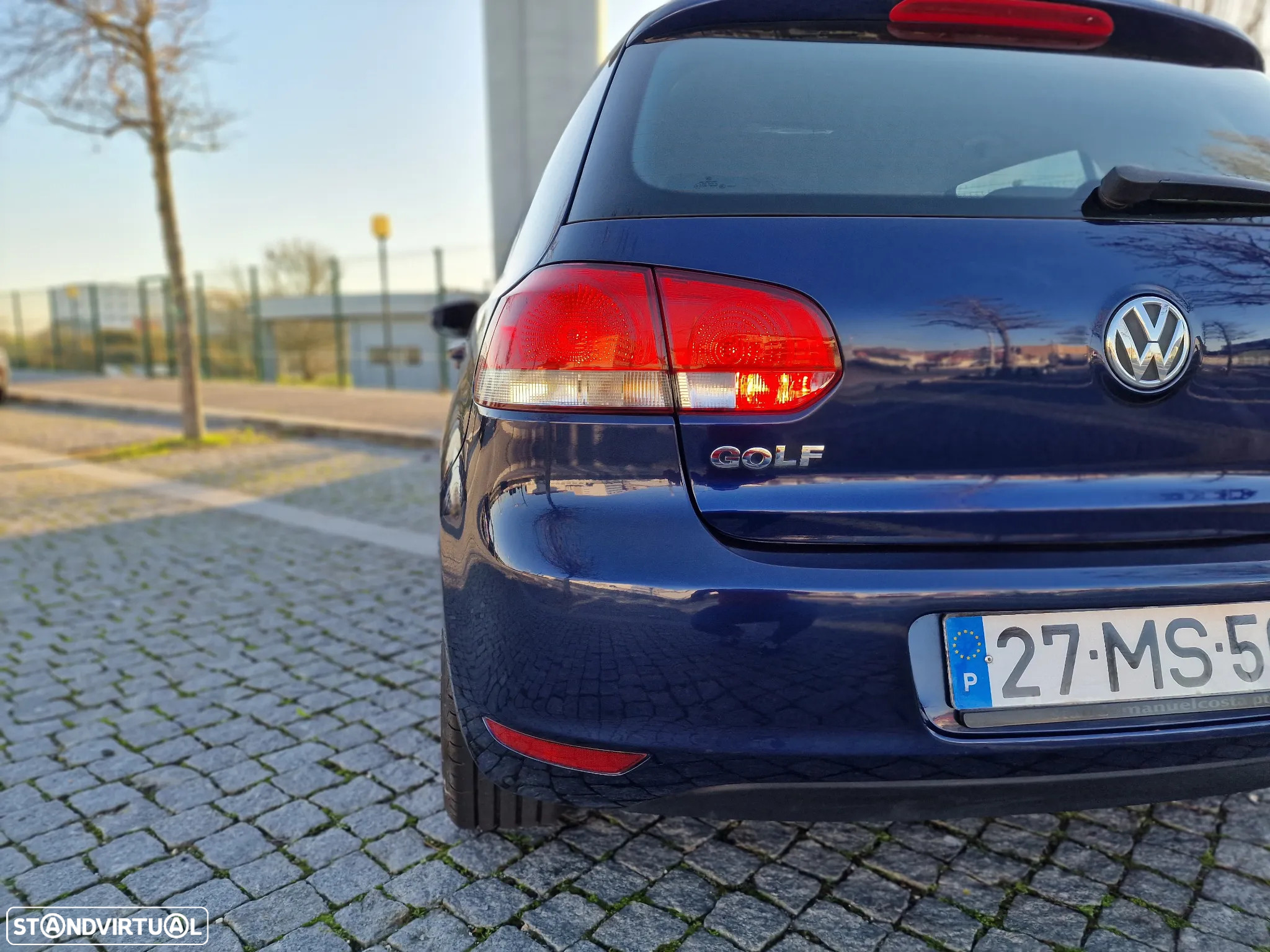 VW Golf 1.6 TDi Confortline - 6