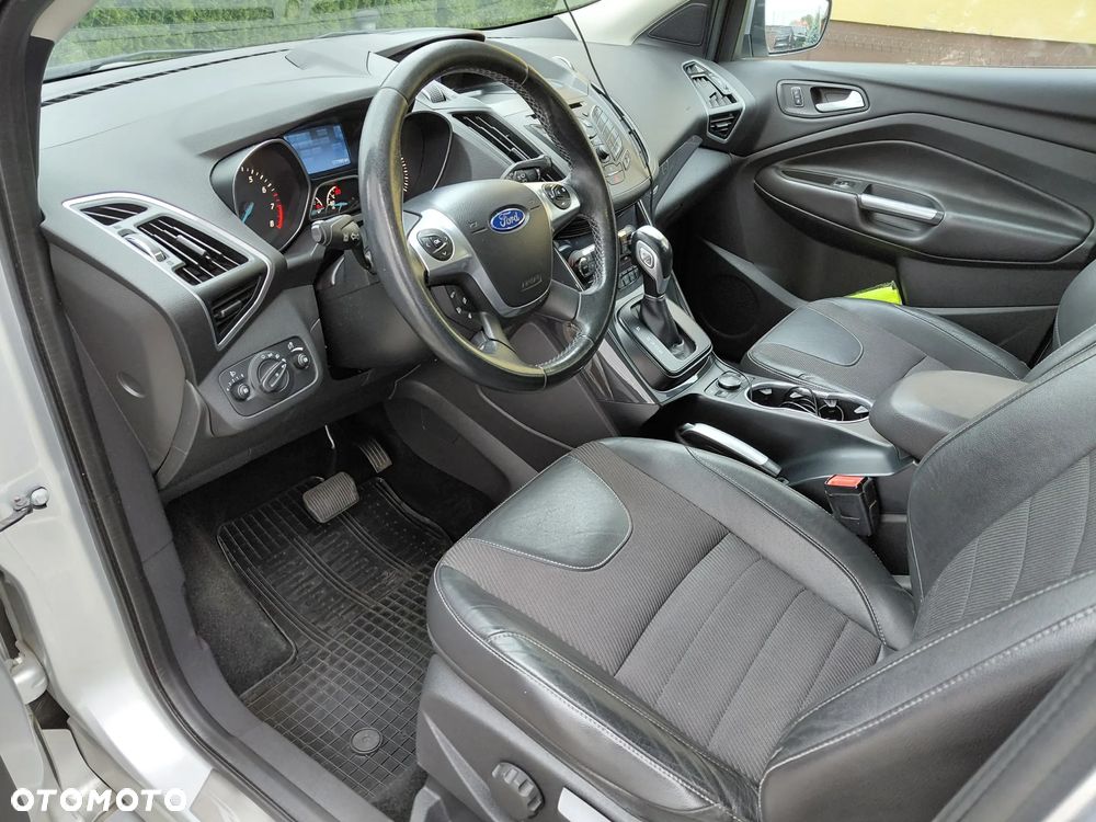 Ford Kuga 1.6 EcoBoost 4WD Titanium Plus - 8