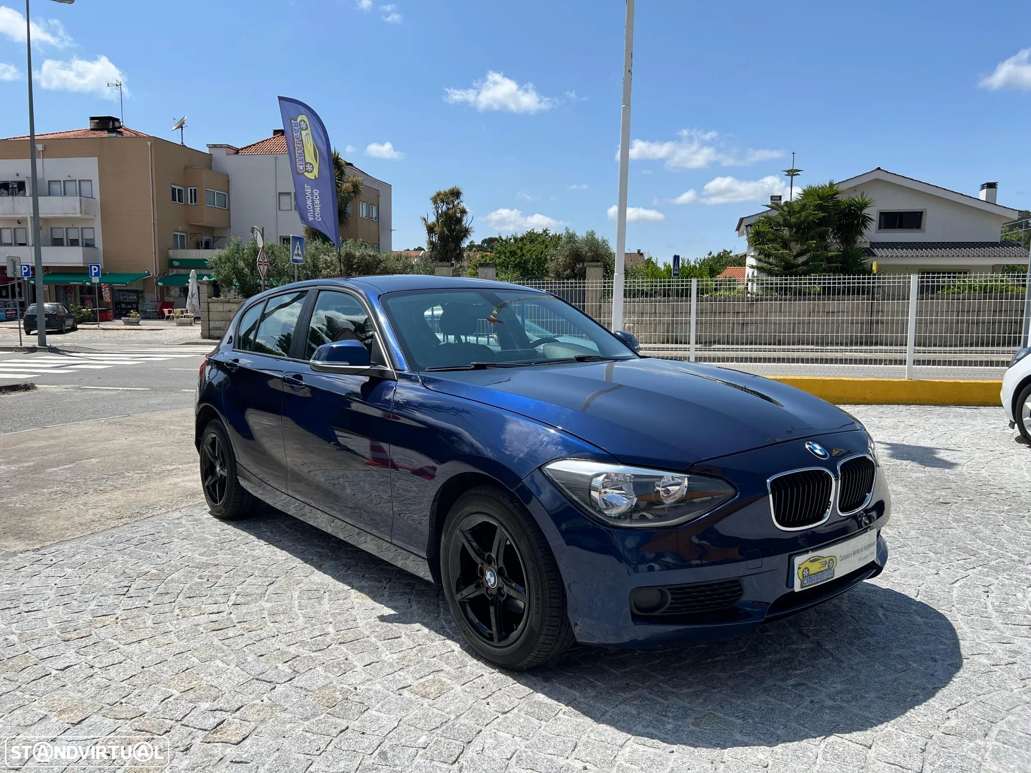 BMW 116 d Line Urban - 1