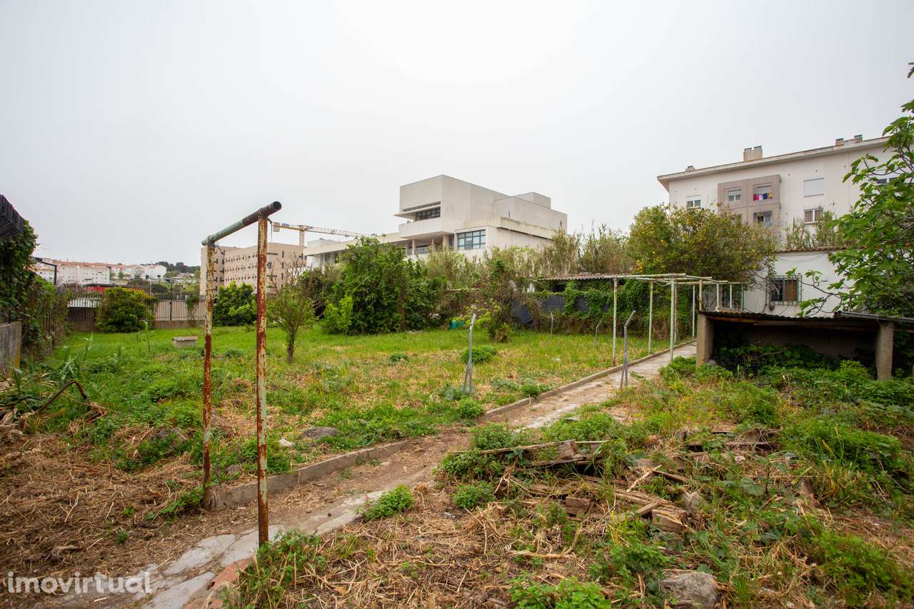 Terreno Rústico na Ajuda: Oportunidade Única para Investimento e Desen - Grande imagem: 3/7