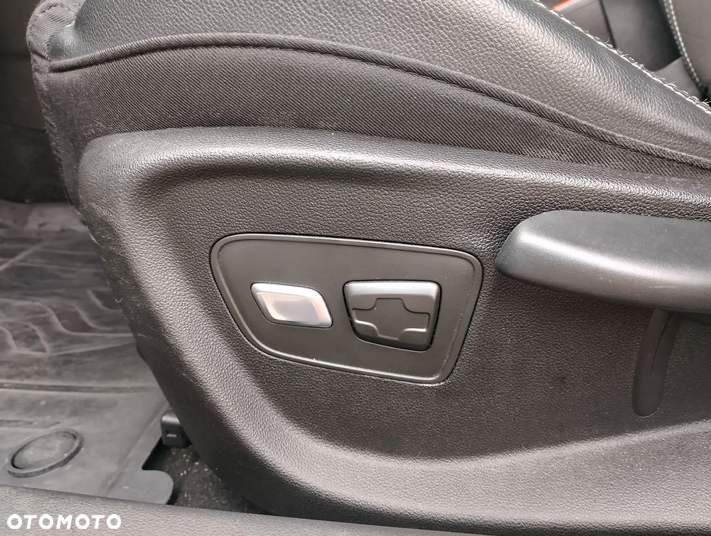 Renault Talisman 1.3 TCe FAP Limited EDC - 33