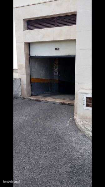 Vende se Garagem/Box - Grande imagem: 2/9