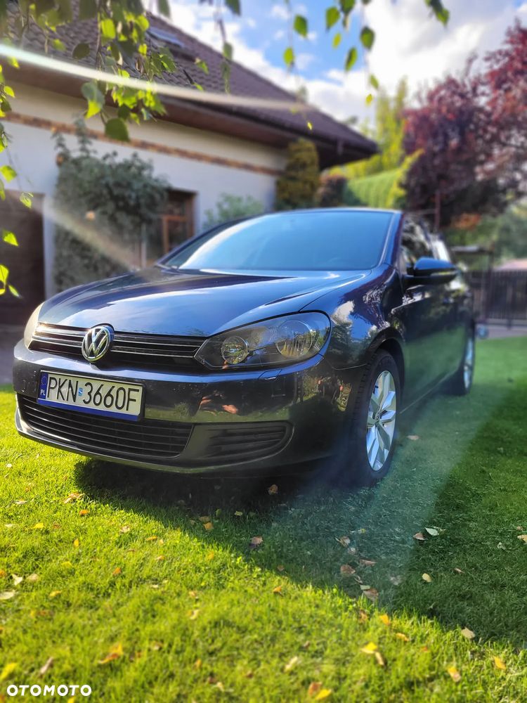 Volkswagen Golf - 2