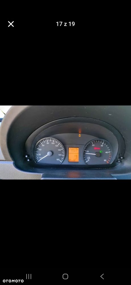 Mercedes-Benz Sprinter - 14