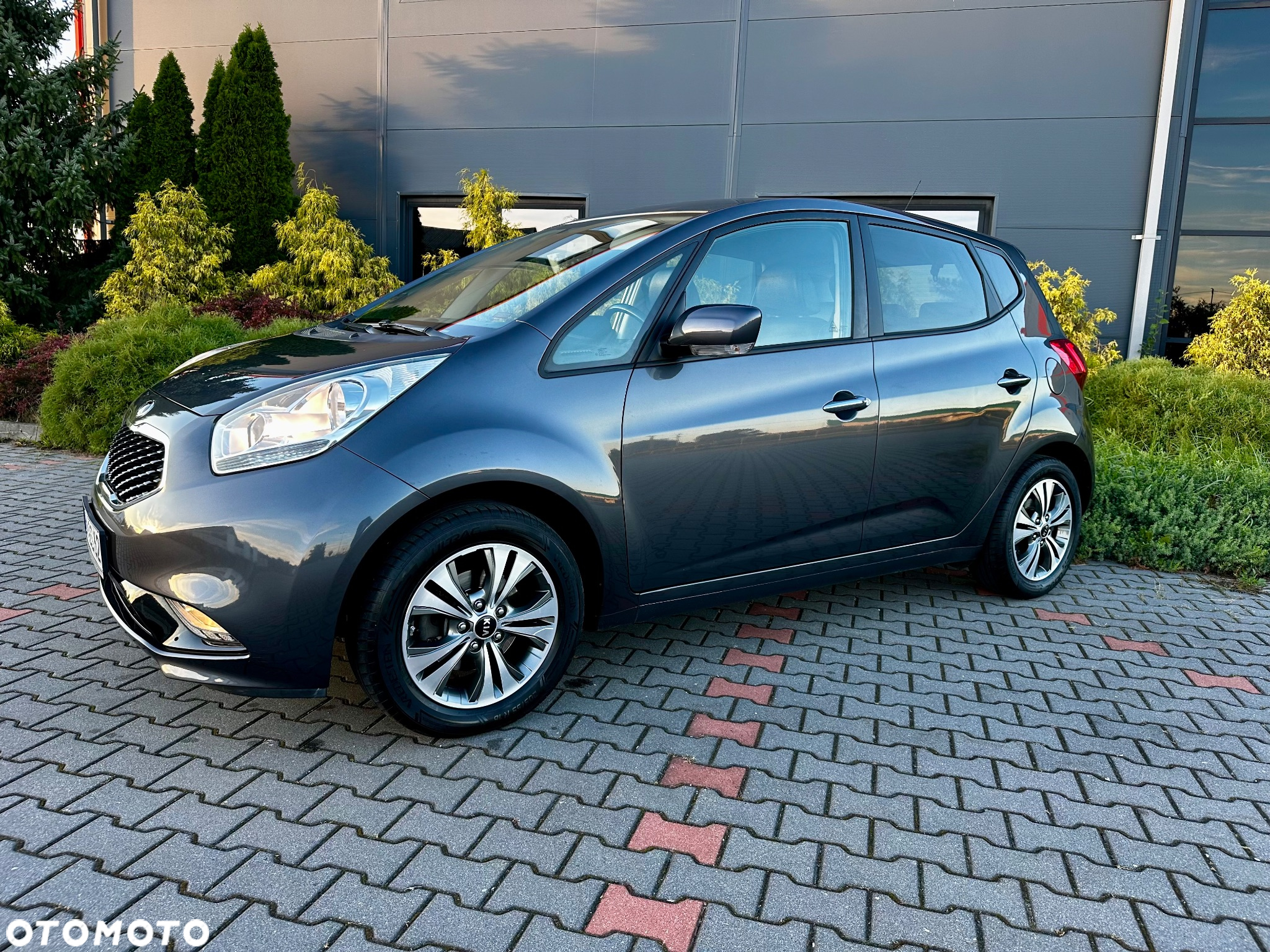 Kia Venga 1.4 CVVT Dream-Team Edition - 3