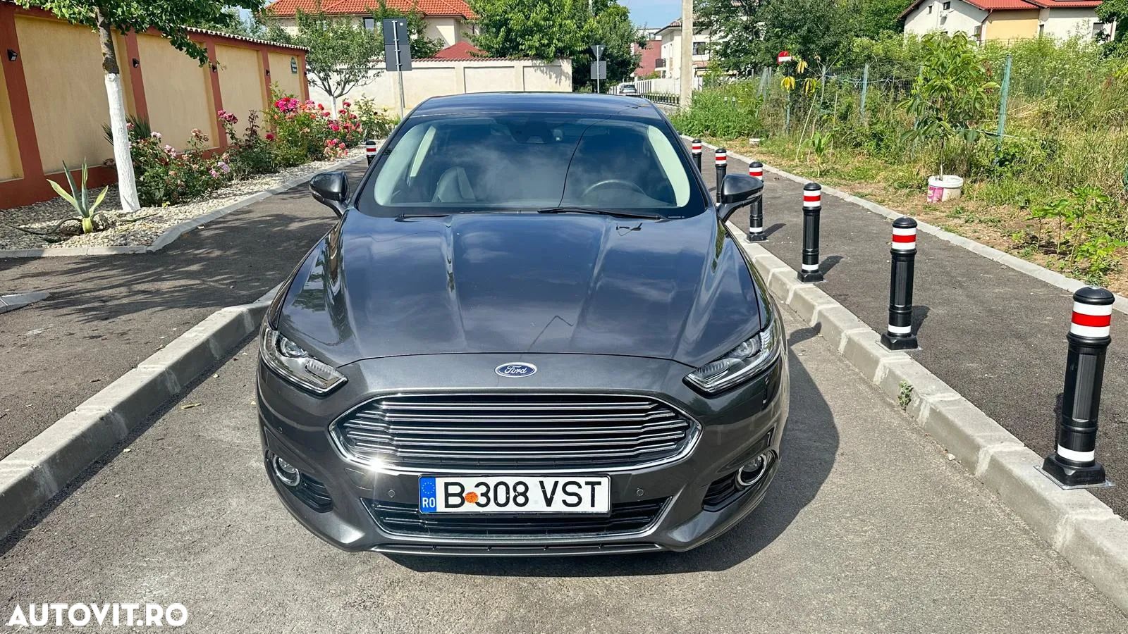 Ford Mondeo 2.0 TDCi Powershift Titanium - 1